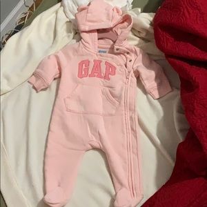 Infant Gap outfit